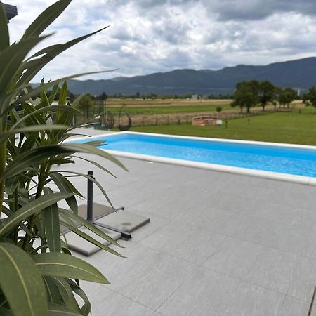 Villa Biser Gacke Sinac Εξωτερικό φωτογραφία