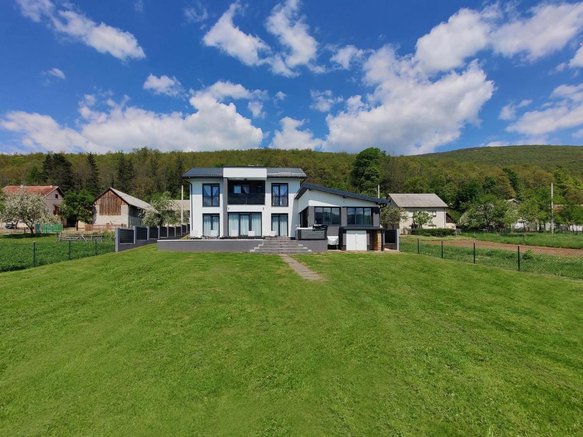 Villa Biser Gacke Sinac Εξωτερικό φωτογραφία