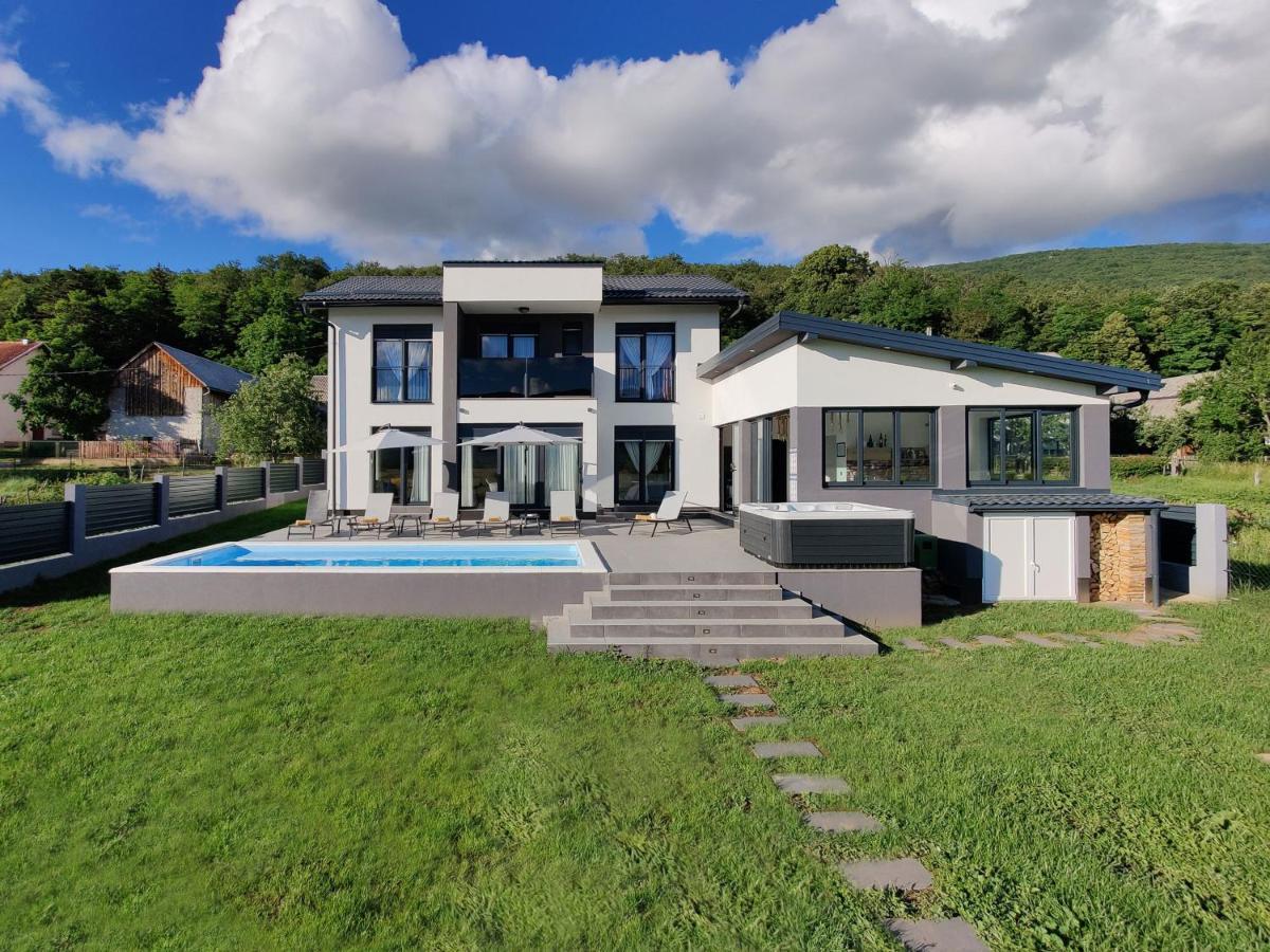 Villa Biser Gacke Sinac Εξωτερικό φωτογραφία